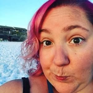 Meet your Posher, Cassie